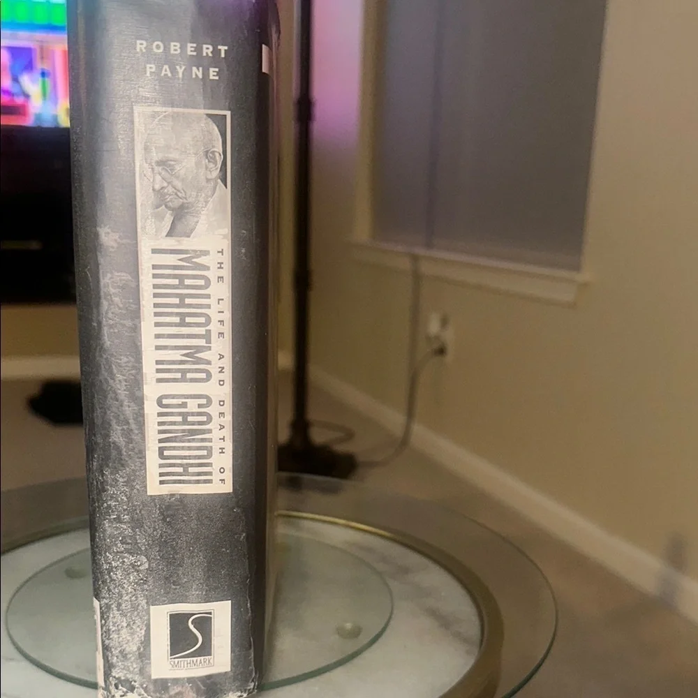 Vintage “The Life and Death of Mahatma Gandhi” by Robert Payne
